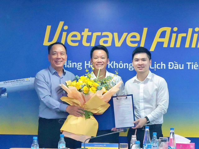 Vietravel Airlines có Phó Tổng Giám đốc mới- Ảnh 1. Vietravel Airlines có Phó Tổng Giám đốc mới- Ảnh 1.