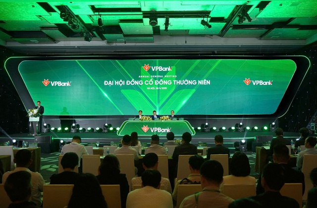 Chủ tịch VPBank Ngô Chí Dũng: "Chúng tôi sẽ biến GPBank từ lỗ thành lãi"- Ảnh 2. Chủ tịch VPBank Ngô Chí Dũng: "Chúng tôi sẽ biến GPBank từ lỗ thành lãi"- Ảnh 2.
