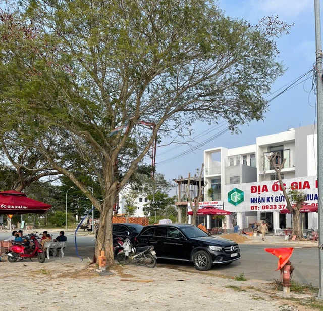 Giới đầu tư tranh thủ nghỉ Lễ đi “săn” đất nền- Ảnh 10.