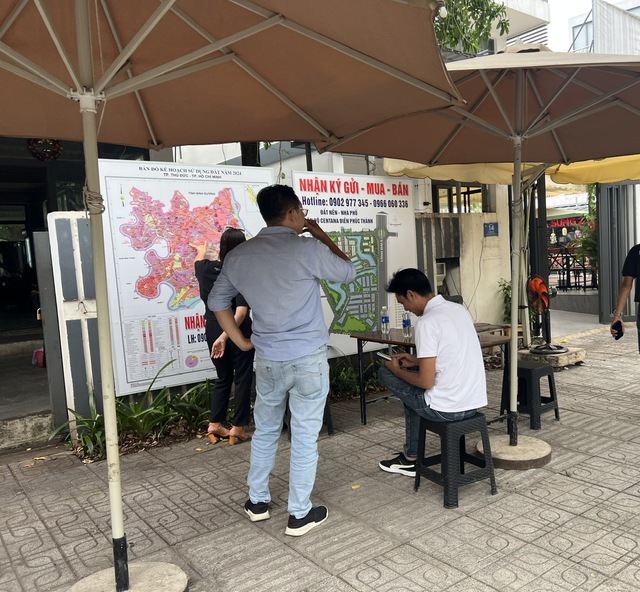 Giới đầu tư tranh thủ nghỉ Lễ đi “săn” đất nền- Ảnh 4.