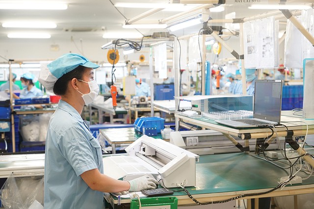 Ứng phó với thuế đối ứng của Mỹ: Các ngành hàng tỷ USD muốn giảm thuế VAT dưới 8%, giữ room tín dụng để hỗ trợ doanh nghiệp- Ảnh 2.