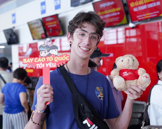 Khám phá thế giới cùng Vietjet hè này, quẳng gánh lo hành lý với 40kg miễn phí!- Ảnh 1. Khám phá thế giới cùng Vietjet hè này, quẳng gánh lo hành lý với 40kg miễn phí!- Ảnh 1.