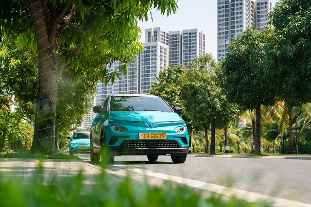 Xanh SM giữ vững ngôi đầu thị phần taxi công nghệ, vượt Grab quý thứ ba liên tiếp- Ảnh 1. Xanh SM giữ vững ngôi đầu thị phần taxi công nghệ, vượt Grab quý thứ ba liên tiếp- Ảnh 1.