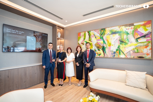 Ra mắt Techcombank Private Lounge - Phòng chờ sân bay đẳng cấp nâng tầm trải nghiệm cùng tinh hoa văn hoá- Ảnh 5. Ra mắt Techcombank Private Lounge - Phòng chờ sân bay đẳng cấp nâng tầm trải nghiệm cùng tinh hoa văn hoá- Ảnh 5.