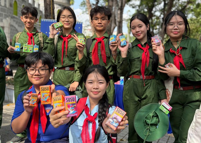 Vinamilk đồng hành cùng thiếu nhi Cháu ngoan Bác Hồ hướng đến kỷ niệm 135 năm ngày sinh nhật Bác- Ảnh 10. Vinamilk đồng hành cùng thiếu nhi Cháu ngoan Bác Hồ hướng đến kỷ niệm 135 năm ngày sinh nhật Bác- Ảnh 10.