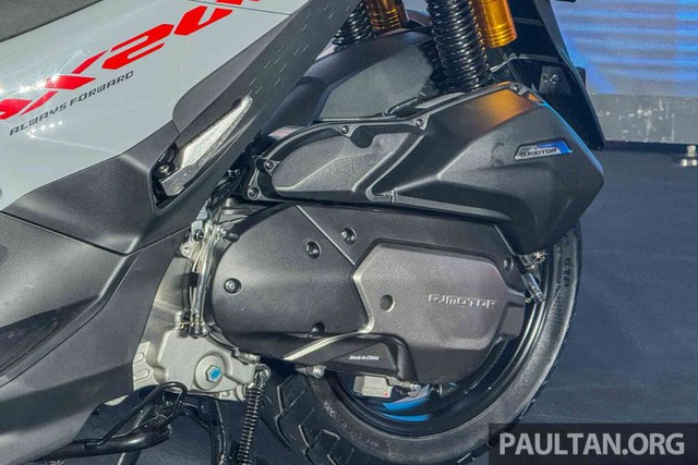 'Vua xe ga' 175 cc ra mắt giá 48 triệu đồng: Thiết kế thể thao, trang bị vượt trội ăn đứt Honda Air Blade- Ảnh 6. 'Vua xe ga' 175 cc ra mắt giá 48 triệu đồng: Thiết kế thể thao, trang bị vượt trội ăn đứt Honda Air Blade- Ảnh 6.