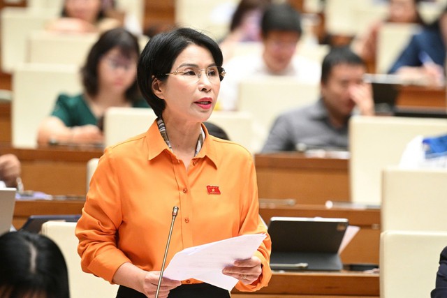 Đề xuất chuyển 5 triệu hộ kinh doanh thành doanh nghiệp, áp dụng thuế thu nhập cá nhân thay cho thuế khoán- Ảnh 1. Đề xuất chuyển 5 triệu hộ kinh doanh thành doanh nghiệp, áp dụng thuế thu nhập cá nhân thay cho thuế khoán- Ảnh 1.