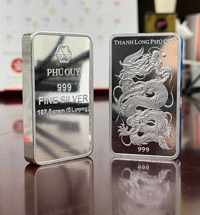 Thêm một sản phẩm bạc tích trữ vừa ra mắt cho dân đầu tư, sở hữu 1 chi tiết lần đầu xuất hiện tại Việt Nam- Ảnh 1. Thêm một sản phẩm bạc tích trữ vừa ra mắt cho dân đầu tư, sở hữu 1 chi tiết lần đầu xuất hiện tại Việt Nam- Ảnh 1.