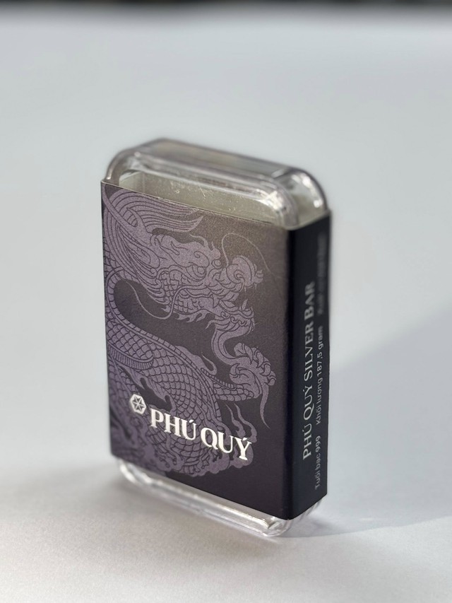 Thêm một sản phẩm bạc tích trữ vừa ra mắt cho dân đầu tư, sở hữu 1 chi tiết lần đầu xuất hiện tại Việt Nam- Ảnh 2. Thêm một sản phẩm bạc tích trữ vừa ra mắt cho dân đầu tư, sở hữu 1 chi tiết lần đầu xuất hiện tại Việt Nam- Ảnh 2.