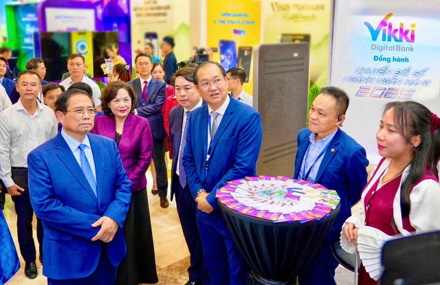 Chuyển đổi số ngân hàng: Thủ tướng yêu cầu “5 tăng tốc, bứt phá”- Ảnh 2. Chuyển đổi số ngân hàng: Thủ tướng yêu cầu “5 tăng tốc, bứt phá”- Ảnh 2.