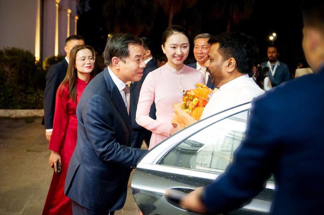 Tổng thống Sri Lanka mời Vingroup đầu tư vào bất động sản, du lịch- Ảnh 1. Tổng thống Sri Lanka mời Vingroup đầu tư vào bất động sản, du lịch- Ảnh 1.