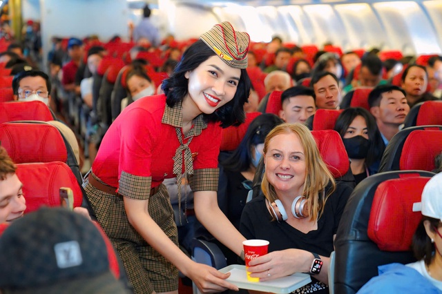Quý I/2025, Vietjet đạt lợi nhuận hợp nhất tăng 24% so với cùng kỳ- Ảnh 4. Quý I/2025, Vietjet đạt lợi nhuận hợp nhất tăng 24% so với cùng kỳ- Ảnh 4.
