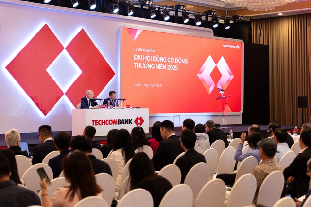 Techcombank và tham vọng trở thành tập đoàn tài chính toàn diện hàng đầu khu vực- Ảnh 3. Techcombank và tham vọng trở thành tập đoàn tài chính toàn diện hàng đầu khu vực- Ảnh 3.