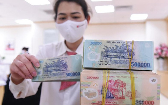 Hệ thống ngân hàng bơm kỷ lục 1 triệu tỷ đồng tín dụng trong 5 tháng đầu năm - Ảnh 1.