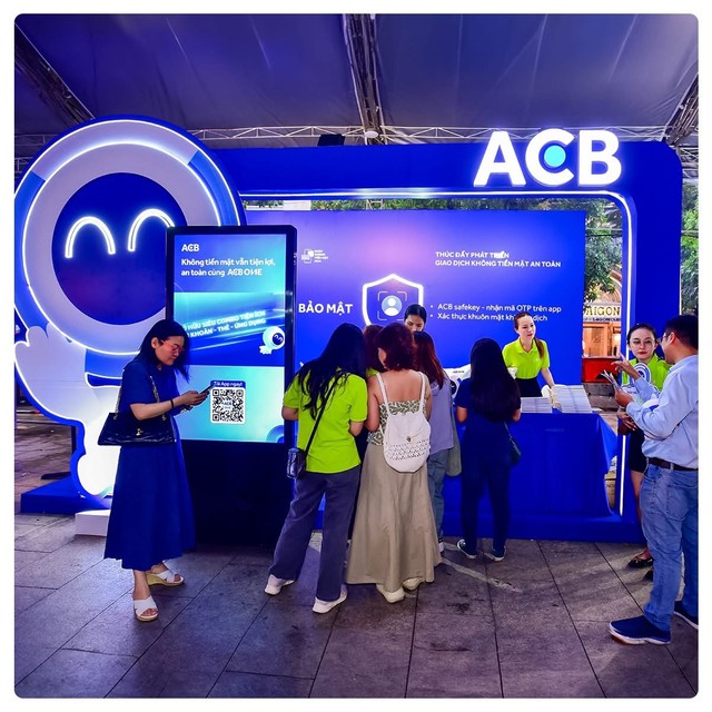 ACB đồng hành cùng cộng đồng hộ kinh doanh: Từ nỗi lo vận hành đến hành trình số hóa - Ảnh 2.