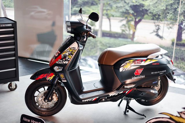 3 mẫu xe ga mới nhất của Honda về Việt Nam: Thiết kế độc lạ, có xe chỉ 'ăn' 1,7L/100km- Ảnh 6. 3 mẫu xe ga mới nhất của Honda về Việt Nam: Thiết kế độc lạ, có xe chỉ 'ăn' 1,7L/100km- Ảnh 6.