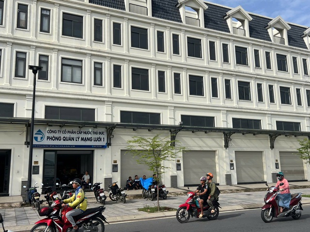 Shophouse triệu đô khu ven Tp.HCM: Chỗ hắt hiu, nơi sôi động, sự thật phía sau ít ai ngờ - Ảnh 8.