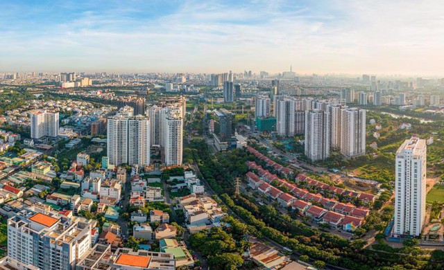 Hà Nội yêu cầu chuẩn bị đủ quỹ đất, nhà tái định cư phục vụ giải phóng mặt bằng, đẩy nhanh tiến độ đầu tư công- Ảnh 1.
