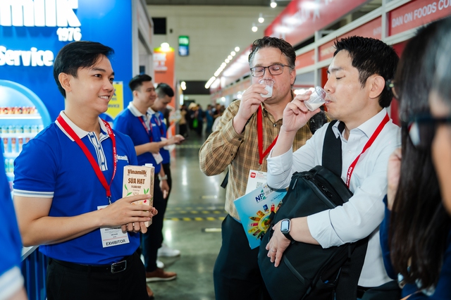 Thaifex 2025: Thương hiệu sữa Việt khẳng định vi thế ở sân chơi châu lục- Ảnh 5. Thaifex 2025: Thương hiệu sữa Việt khẳng định vi thế ở sân chơi châu lục- Ảnh 5.