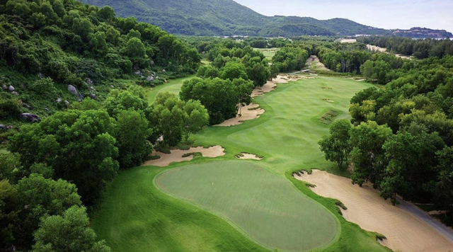 Công ty con của Vinhomes đầu tư sân golf tại Quảng Ninh: Phục vụ 1.000 khách mỗi ngày, rộng 100 ha, vốn đầu tư 900 tỷ - Ảnh 1.