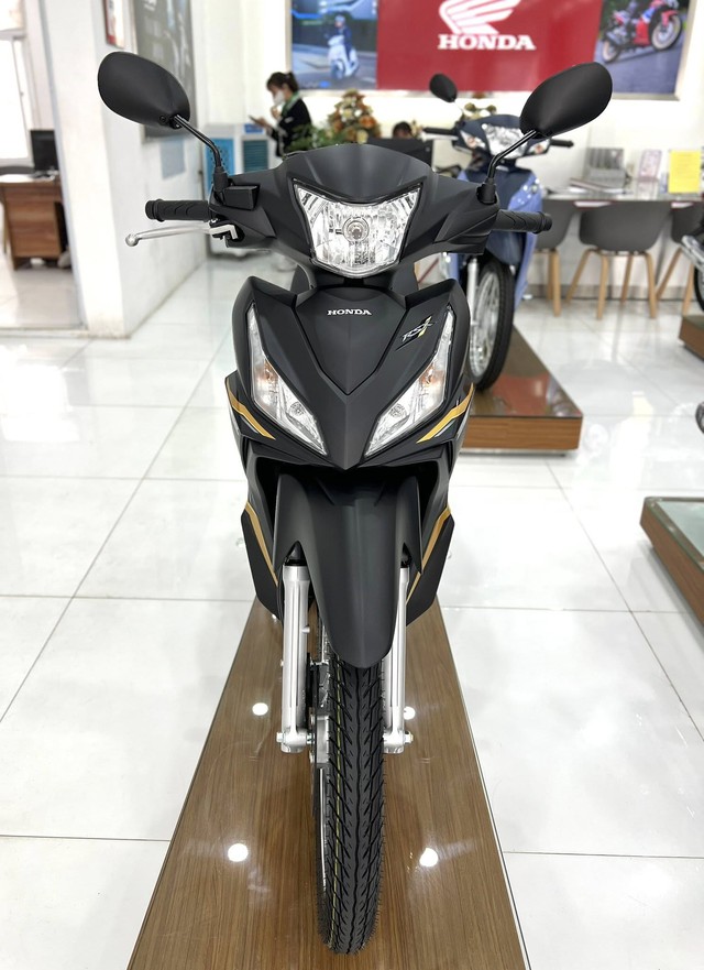 Xe máy số “siêu tiết kiệm” của Honda bất ngờ giảm sâu, chỉ tốn 1,56 lit/100 km - Ảnh 2.