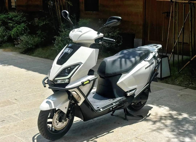 Siêu phẩm đình đám của Honda mở bán: Xịn như Air Blade, giá chỉ 32 triệu đồng, Vision có bị thay thế? - Ảnh 2.