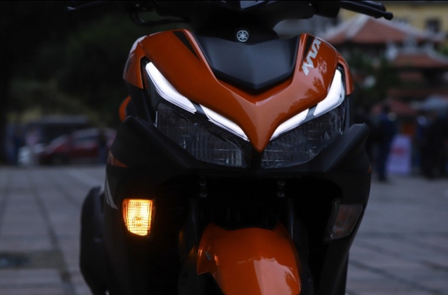 Xả kho, đối thủ của Honda Vario bất ngờ giảm sâu tại đại lý, tặng kèm cả đồng hồ cực xịn - Ảnh 1.