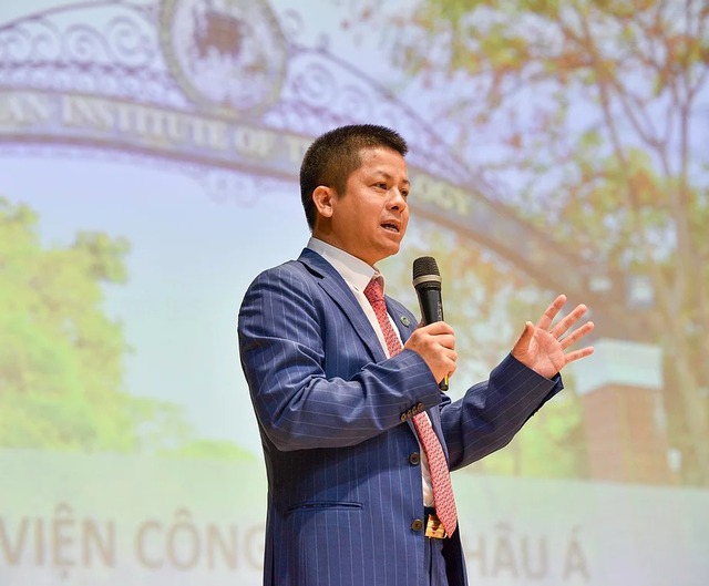 "Một CEO công ty đầu tư lớn tại TP. HCM đến giờ ngủ vẫn phải vắt tay lên trán suy nghĩ tìm nhân lực ESG" - Ảnh 1.