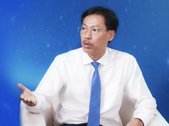 Chuyên gia thuế: Hóa đơn ghi chung chung "dịch vụ ăn uống", "tiếp khách" có thể ảnh hưởng trực tiếp đến người mua - Ảnh 1.