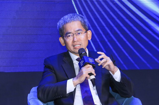 Tổng Giám đốc OCB: NHNN đang ở vị thế cực kỳ khó khi vừa phải giữ ổn định tỷ giá vừa phải giảm lãi suất, hỗ trợ tăng trưởng kinh tế - Ảnh 1.