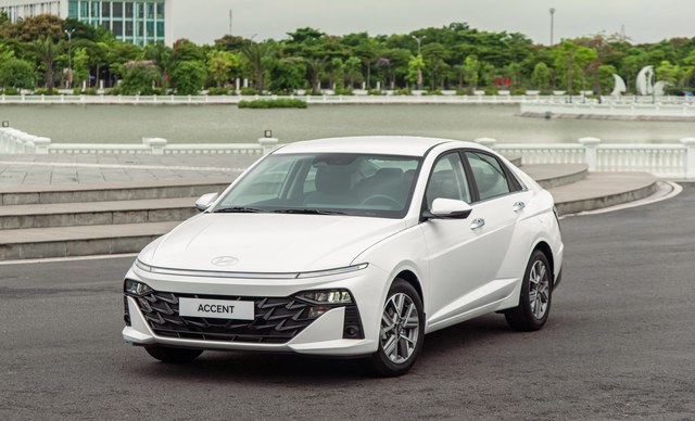Ô tô Hyundai đồng loạt nhận ưu đãi lớn: Giảm 100% lệ phí trước bạ, Accent xuống ngang Kia Morning - Ảnh 3.