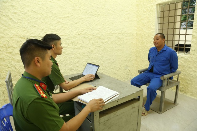 Khởi tố, bắt tạm giam Nguyễn Xuân Luyến - Ảnh 1.