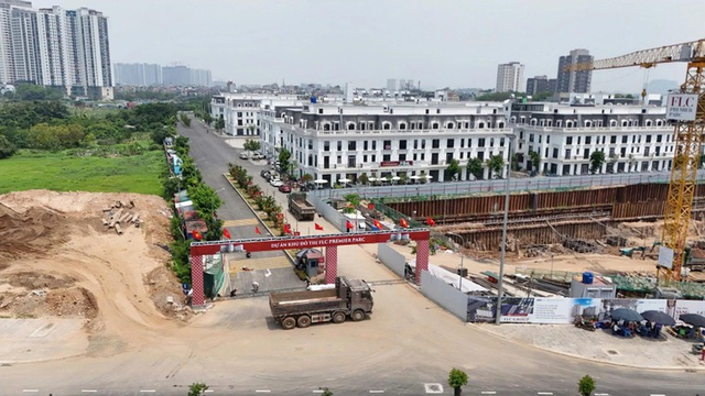 Dù đã có biệt thự 2.000m2 tại Mỹ, nhà phố cổ nhưng Bằng Kiều vẫn “tất tay” mua một lúc 3 căn chung cư Hà Nội, tên chủ đầu tư càng khiến nhiều người ngỡ ngàng- Ảnh 6. Dù đã có biệt thự 2.000m2 tại Mỹ, nhà phố cổ nhưng Bằng Kiều vẫn “tất tay” mua một lúc 3 căn chung cư Hà Nội, tên chủ đầu tư càng khiến nhiều người ngỡ ngàng- Ảnh 6.