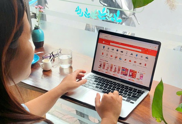 Truy thu 331 tỷ đồng tiền thuế từ cá nhân, hộ kinh doanh trên sàn thương mại điện tử - Ảnh 1.