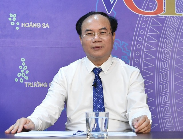 Chủ tịch HOREA Lê Hoàng Châu: Cơ chế đặc thù vượt trội, đột phá đã rút ngắn được hơn 1.000 ngày làm thủ tục nhà ở xã hội - Ảnh 2. Chủ tịch HOREA Lê Hoàng Châu: Cơ chế đặc thù vượt trội, đột phá đã rút ngắn được hơn 1.000 ngày làm thủ tục nhà ở xã hội - Ảnh 2.