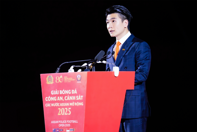 Lễ khai mạc Giải bóng đá Công an, Cảnh sát các nước ASEAN mở rộng 2025: “Bản hòa ca của thể thao, nghệ thuật và tình hữu nghị” - Ảnh 4.