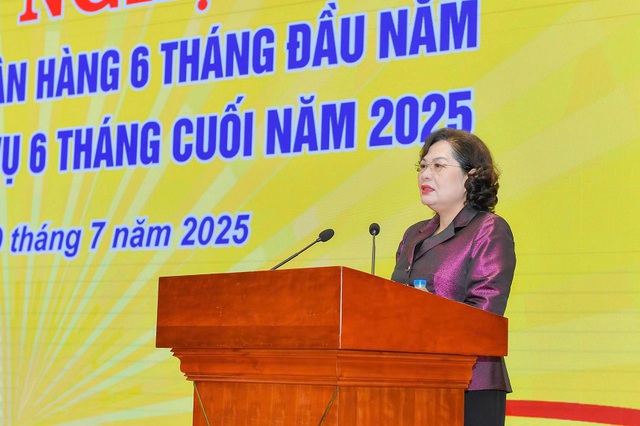 Thống đốc Nguyễn Thị Hồng: Bối cảnh thì khó khăn nhưng mục tiêu tăng trưởng cao đặt ra nhiều thách thức cho NHNN và cả hoạt động của các ngân hàng - Ảnh 1.