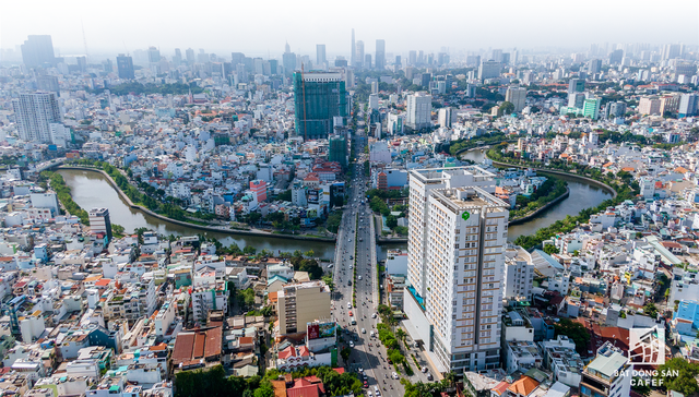 Bức tranh kinh tế Việt Nam 6 tháng đầu năm và dự báo cả năm 2025 - Ảnh 1.
