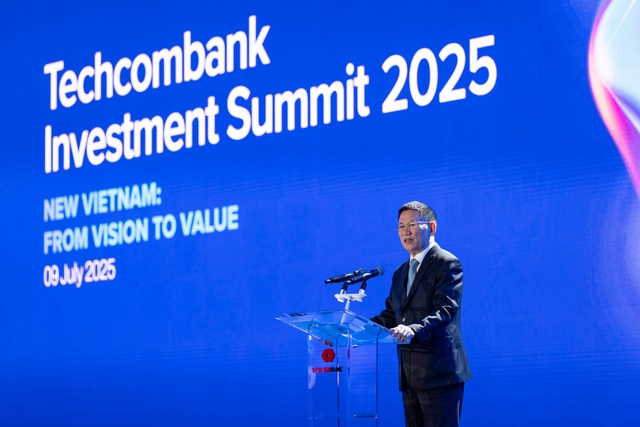 Hội nghị Đầu tư Techcombank 2025: Chính phủ, ngân hàng, doanh nghiệp và nhà đầu tư đồng lòng đưa Việt Nam tăng trưởng hai con số, bước vào kỷ nguyên vươn mình - Ảnh 2.