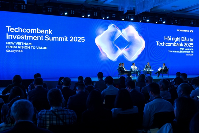 Hội nghị Đầu tư Techcombank 2025: Chính phủ, ngân hàng, doanh nghiệp và nhà đầu tư đồng lòng đưa Việt Nam tăng trưởng hai con số, bước vào kỷ nguyên vươn mình - Ảnh 1.