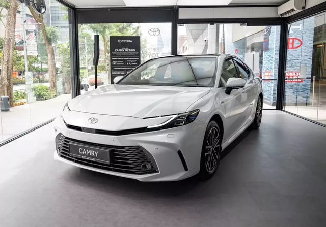 Xe hybrid tăng tốc tại Việt Nam: Trỗi dậy hay chỉ là 'trạm dừng' giữa xe xăng và xe điện? - Ảnh 4.