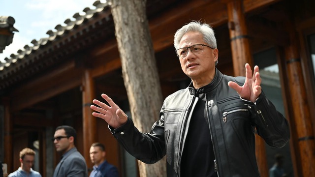 Jensen Huang: 'Nếu tôi ở tuổi 20, tôi sẽ chỉ chọn ngành này để làm việc' – 1 từ đủ thấy tầm nhìn đỉnh chóp của CEO công ty lớn nhất hành tinh - Ảnh 1.