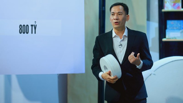 CEO Thế Giới Giấy muốn tặng 2 container giấy loại 2 cho bà con vùng lũ Nghệ An: "Loại giấy này không đẹp mắt nhưng 100% giá trị như hàng loại 1, nhà tôi và nhân viên vẫn dùng"- Ảnh 1.