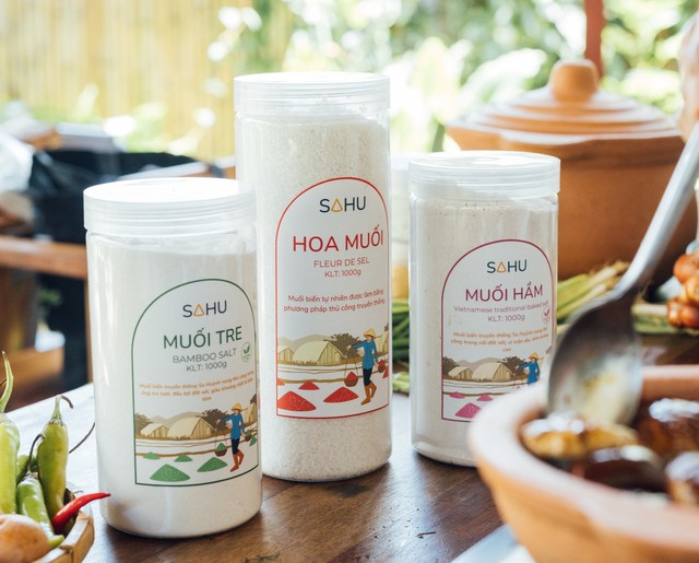 Nữ CEO 9X 'buôn muối' gây sốt sau Chương trình Gia đình Haha: Bán muối Sa Huỳnh đắt gấp 50 lần, từng nhiều đêm mất ngủ vì khách phàn nàn 'sao muối có cặn' - Ảnh 3.
