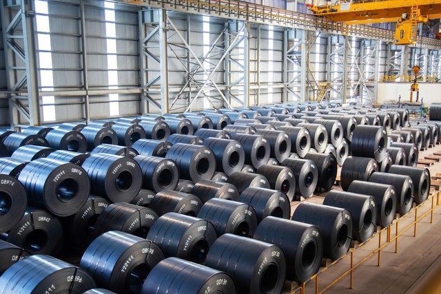 Hòa Phát nộp ngân sách 7.100 tỷ đồng tại 20 tỉnh thành trên cả nước sau 6 tháng đầu năm  - Ảnh 1.
