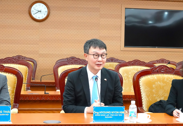 Chủ sàn tiền số lớn nhất Hàn Quốc đến Việt Nam: Khẳng định có thể thu hút được tài sản của Việt Nam phân tán ở nước ngoài trở về- Ảnh 1. Chủ sàn tiền số lớn nhất Hàn Quốc đến Việt Nam: Khẳng định có thể thu hút được tài sản của Việt Nam phân tán ở nước ngoài trở về- Ảnh 1.