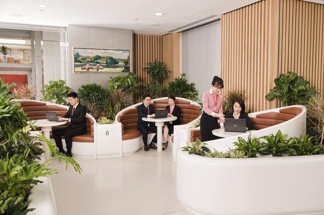 Techcombank tham gia mảng bảo hiểm nhân thọ, liệu "ông lớn" ngành ngân hàng có tạo nên những khác biệt như Zero Fee hay Sinh Lời Tự Động? - Ảnh 1.
