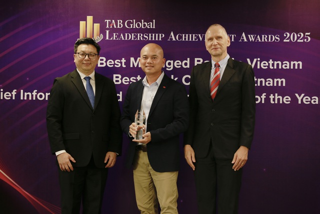 Techcombank được vinh danh 3 giải thưởng xuất sắc từ The Asian Banker - Ảnh 3.