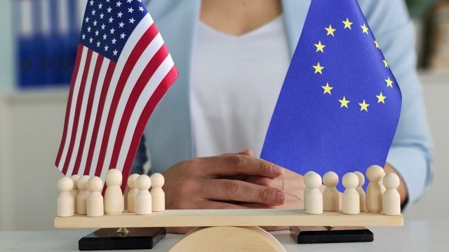 'Quay xe' với dầu thô, khí đốt Nga, EU chốt ký thỏa thuận 750 tỷ USD với một quốc gia - Có gì mà chuyên gia nhìn vào chỉ biết lắc đầu: 'điên rồ, phi thực tế' - Ảnh 1.