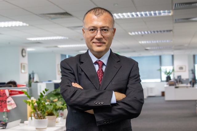 Khi giới trẻ viết lại quy tắc về "lòng trung thành", "nhảy việc" thành xu hướng: Cách Techcombank, FPT Software, Viettel, Unilever,... giữ chân nhân tài - Ảnh 1.
